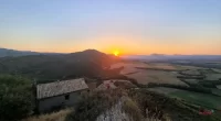  EL PUEBLO CON LOS ATARDECERES MÁS ESPECTACULARES DEL CAMINO DE SANTIAGO