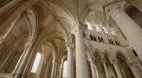  Basílica de Santa María Magdalena de Vézelay