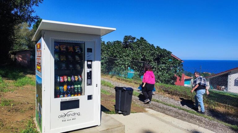 Vending para brindar aliento durante el Camino de Santiago