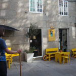 Correos facilita a los peregrinos chinos su experiencia en el Camino