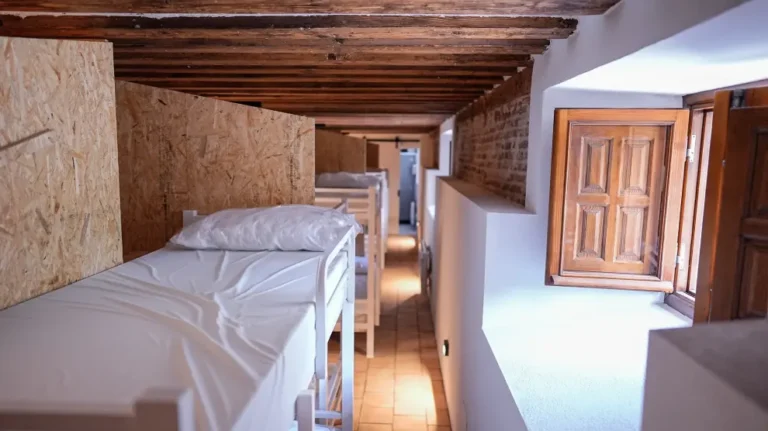 Madrid inaugura su primer albergue