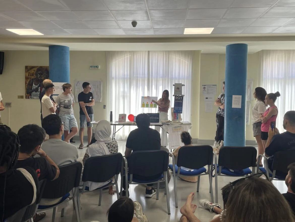 Jóvenes Protagonistas: La AMCS Impulsa la Participación