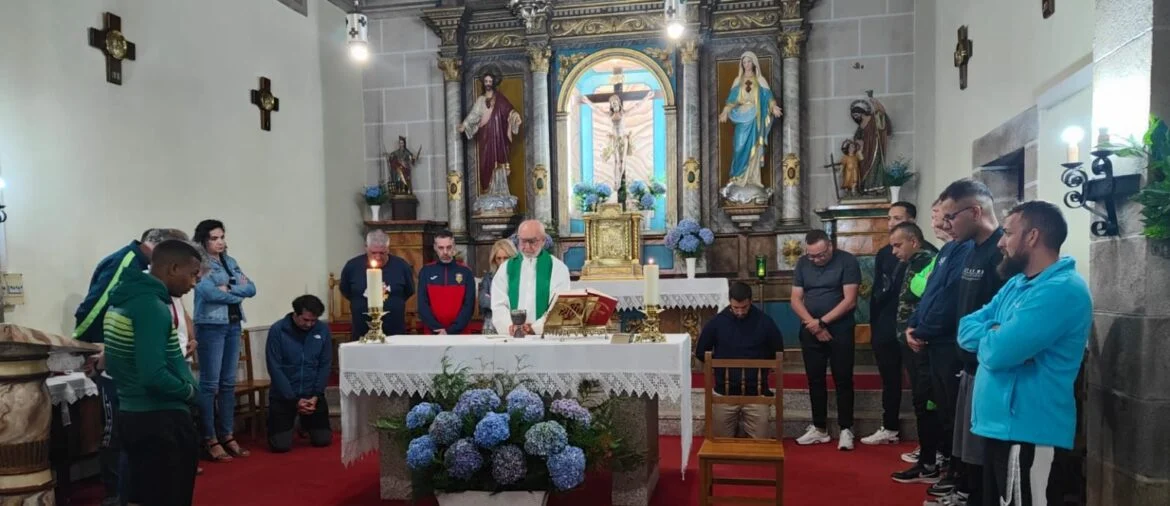 Diez Internos de Jaén Encuentran la Libertad en el Camino de Santiago