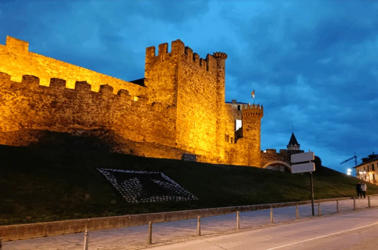 Ponferrada: O Corazón Invencible do Bierzo