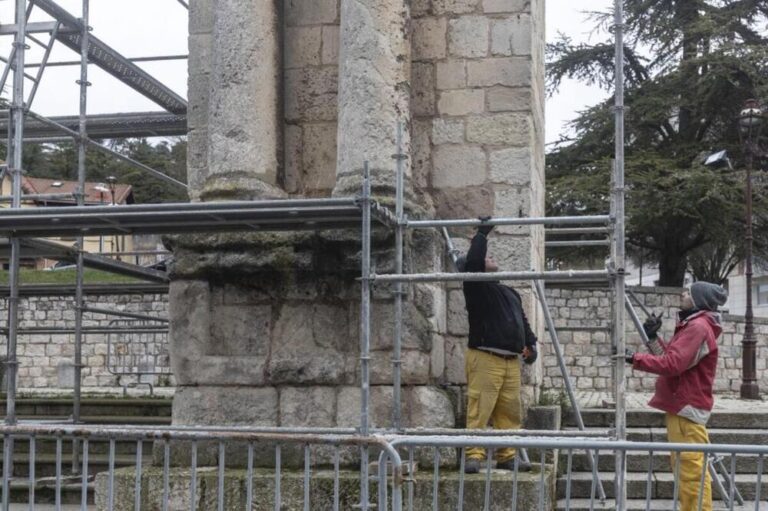 O ARCO QUE SE NEGOU A CAER: PORTA HISTÓRICA DA ESTRADA
