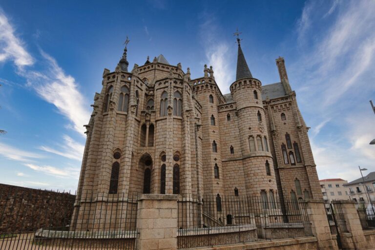 O “Camiño de Gaudí” quere seguir os pasos do Camiño