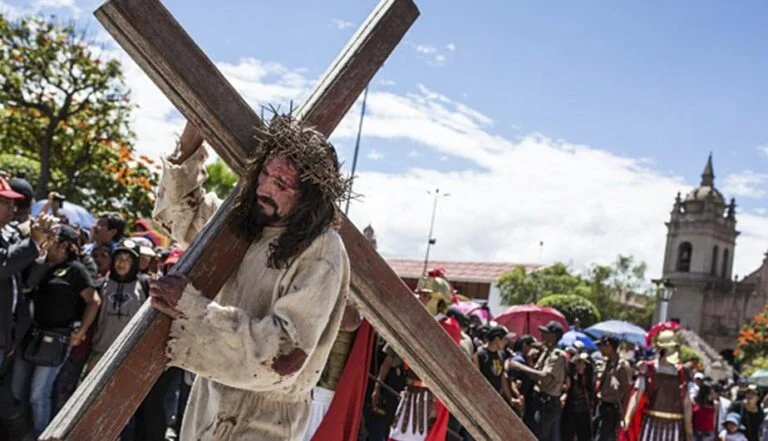 Espiritualidad y Sacrificio: Cuaresma en el Camino