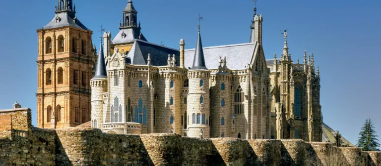 La città di León che riunisce 15 secoli di storia e di arte