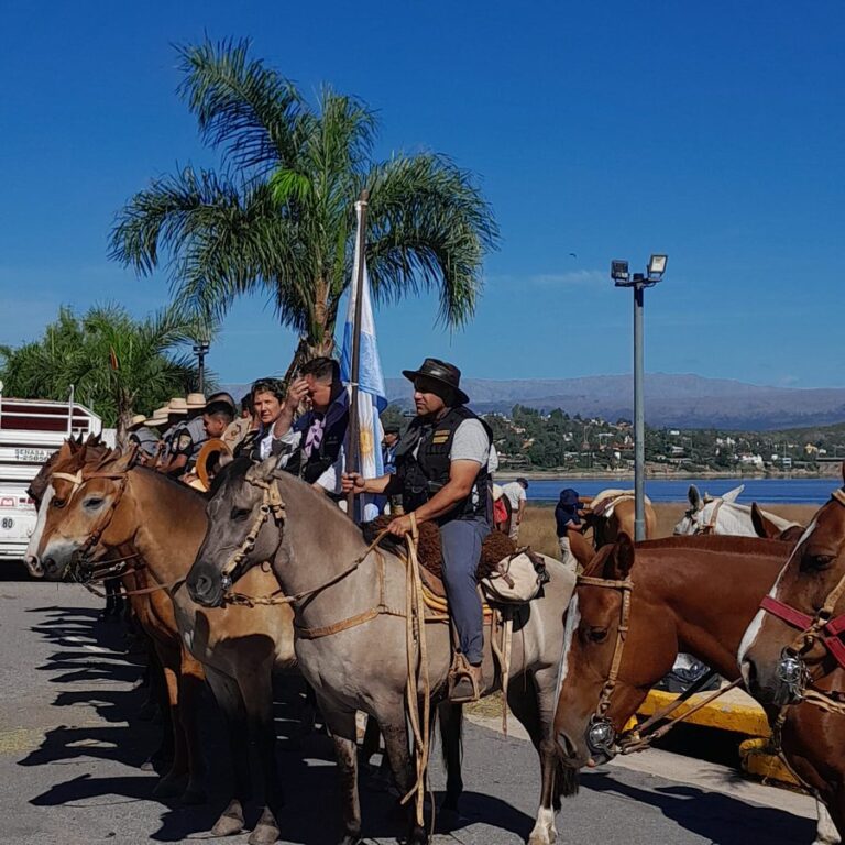 500 peregrinos recorren Córdoba en homenaje al Cura Brochero