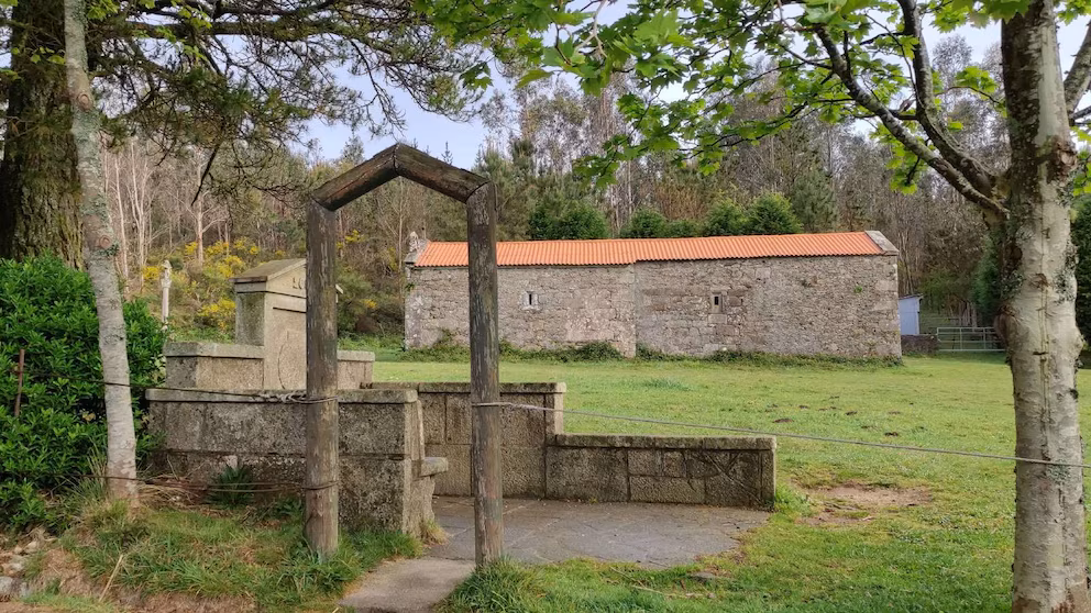 ¿Dónde esconde la fuente milagrosa el Camino de Santiago?