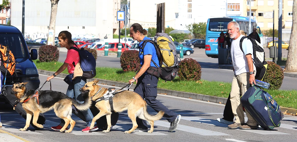 This is how blind people experience the Camino de Santiago